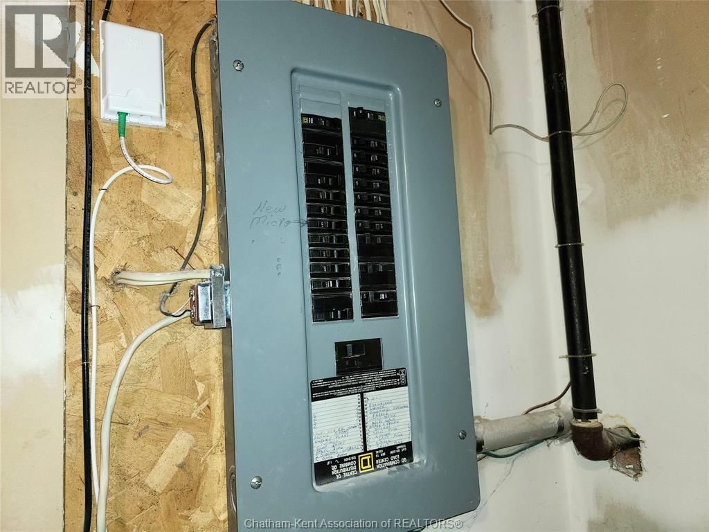 15 MONARCH DRIVE Image 30