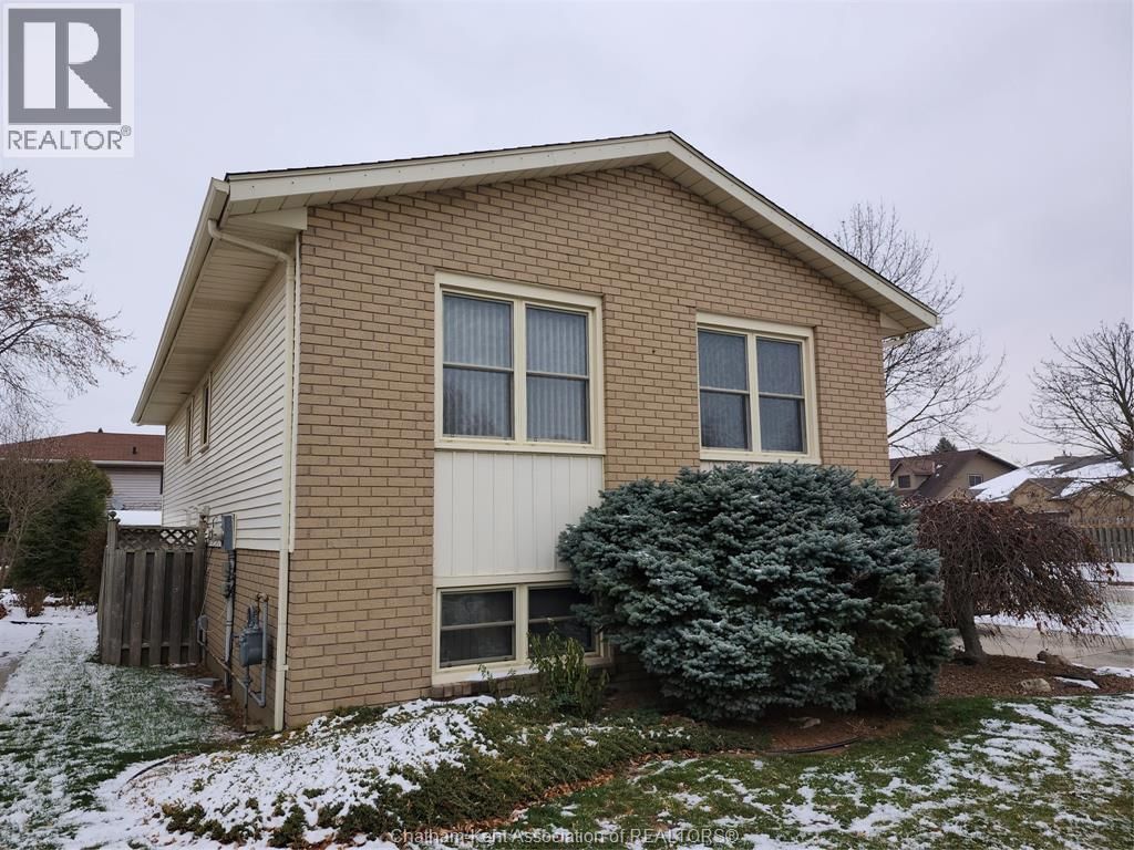 15 MONARCH DRIVE Image 31