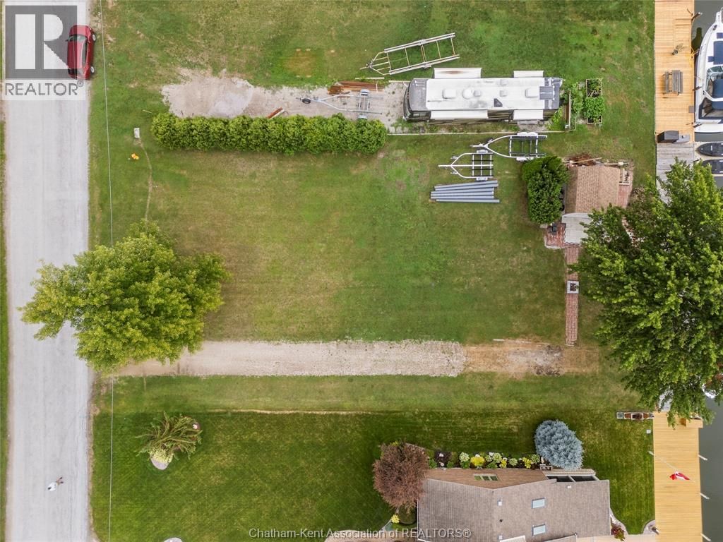 19155 LIGHT COVE AVENUE Image 13