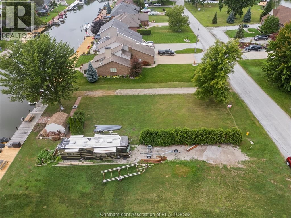 19155 LIGHT COVE AVENUE Image 18