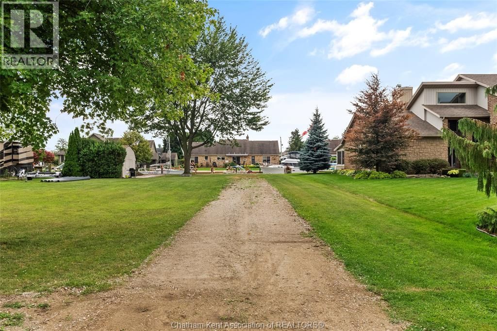 19155 LIGHT COVE AVENUE Image 23