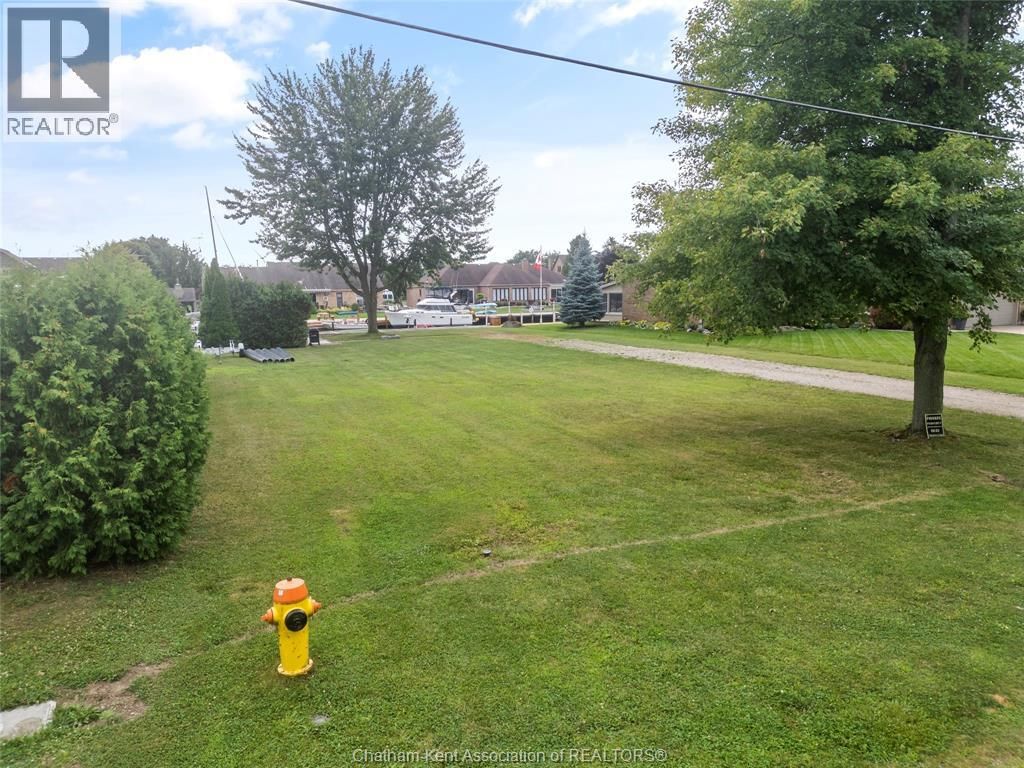 19155 LIGHT COVE AVENUE Image 6