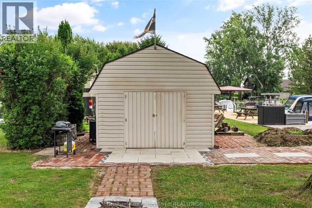 19155 LIGHT COVE AVENUE Image 9