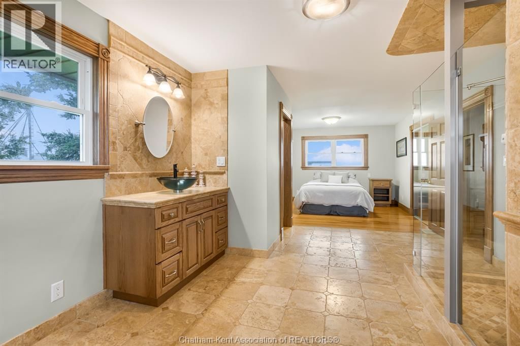 27156 ST CLAIR ROAD Image 18