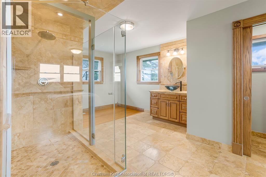 27156 ST CLAIR ROAD Image 20