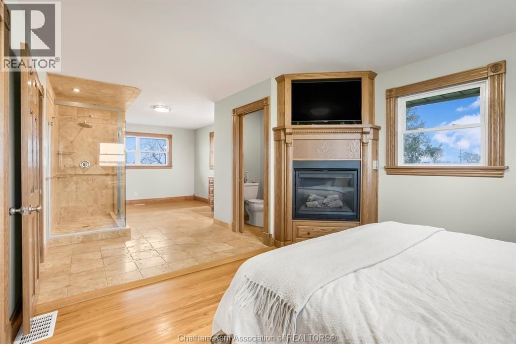 27156 ST CLAIR ROAD Image 21