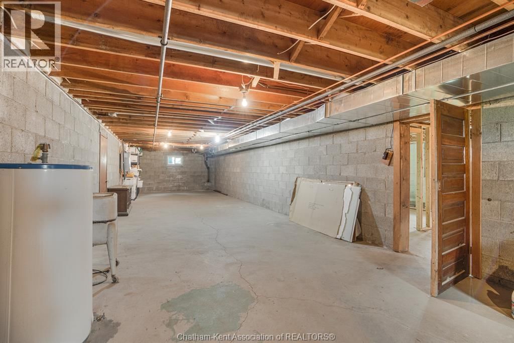 27156 ST CLAIR ROAD Image 31