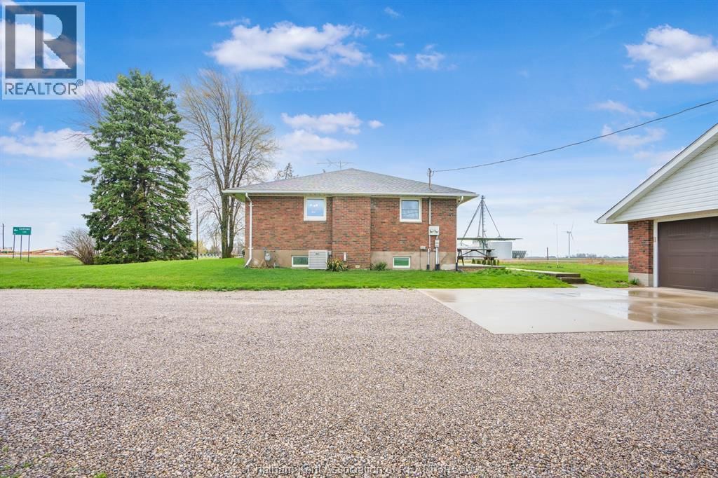 27156 ST CLAIR ROAD Image 35