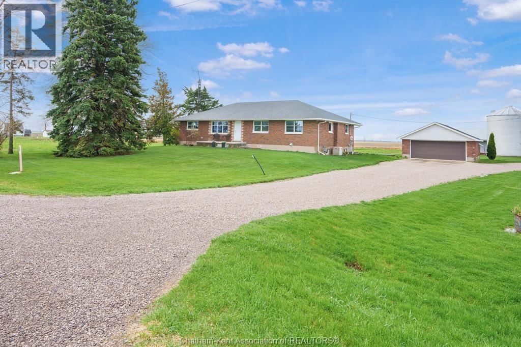 27156 ST CLAIR ROAD Image 39