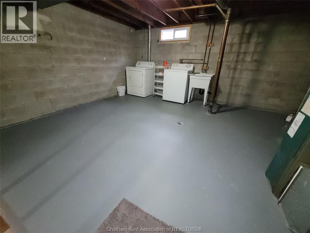 21 - 834 EXMOUTH STREET Image 18