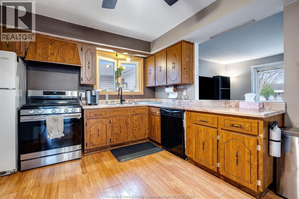 2332 PARENT AVENUE Image 6