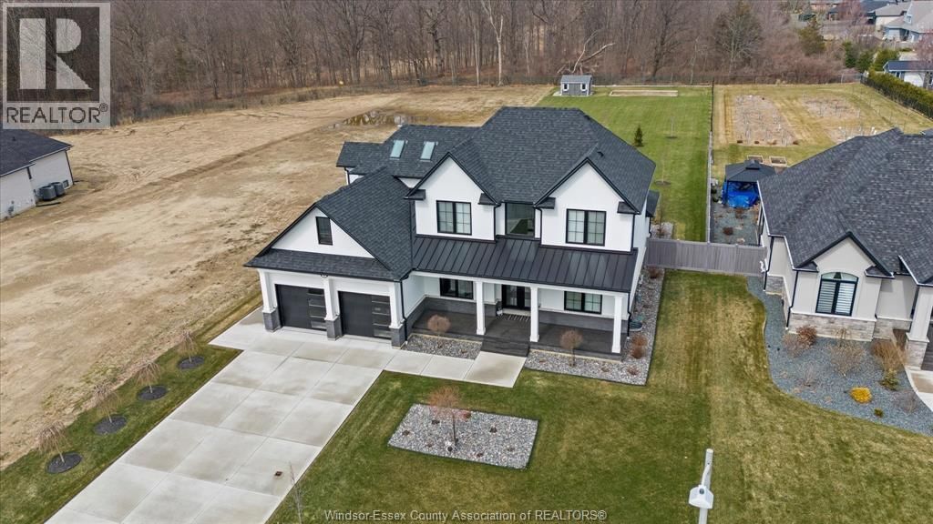 16 YORK BOULEVARD Image 46