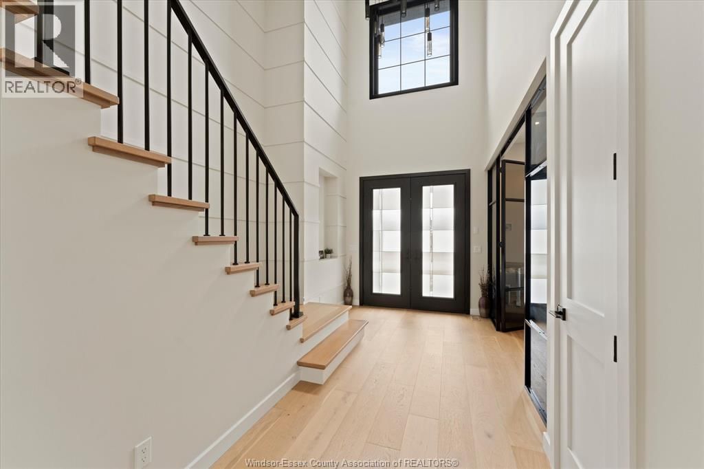 16 YORK BOULEVARD Image 5