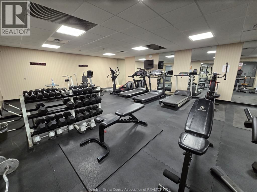 305 - 380 PELISSIER Image 20