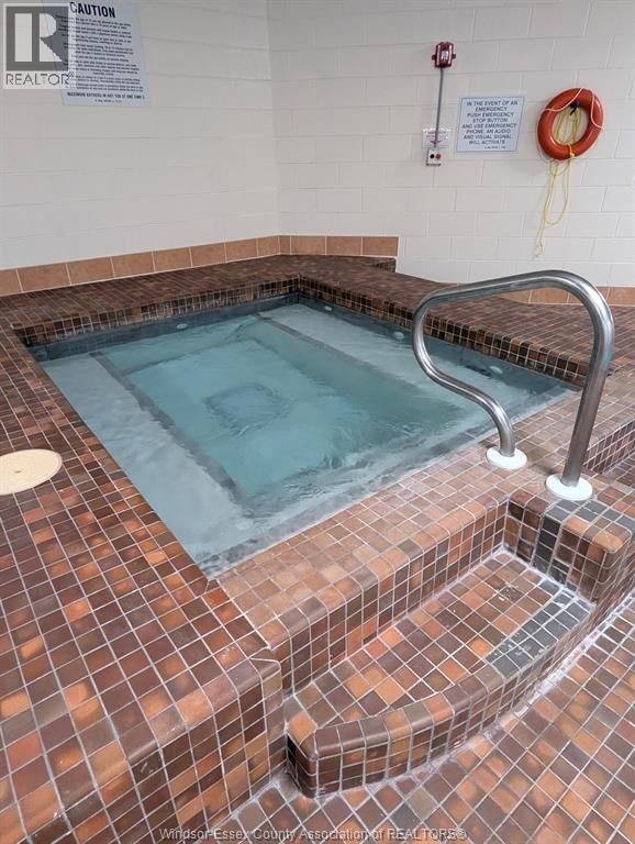 305 - 380 PELISSIER Image 29