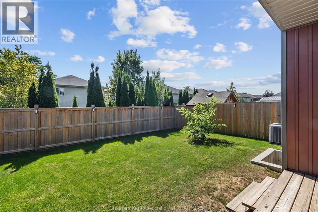 97 MOONSTONE CRESCENT Image 4