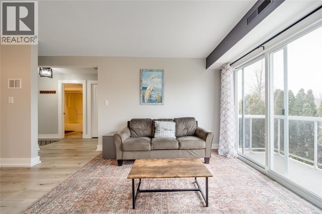 216 - 44 ROBSON ROAD Image 15