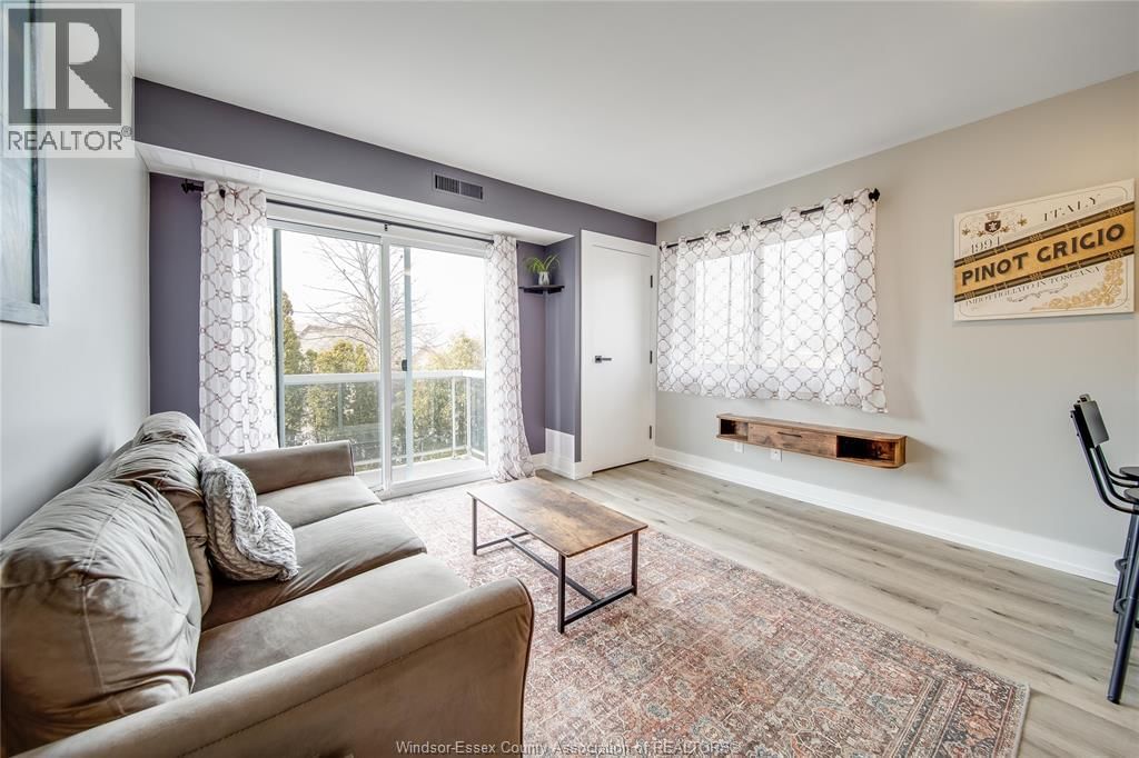 216 - 44 ROBSON ROAD Image 17