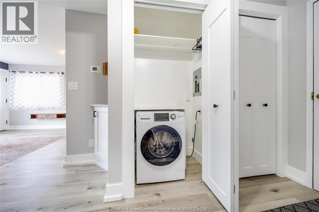 216 - 44 ROBSON ROAD Image 27