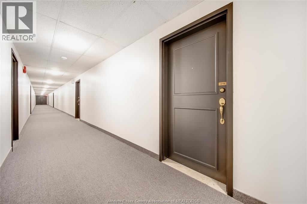 216 - 44 ROBSON ROAD Image 29