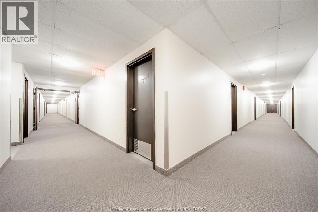 216 - 44 ROBSON ROAD Image 30