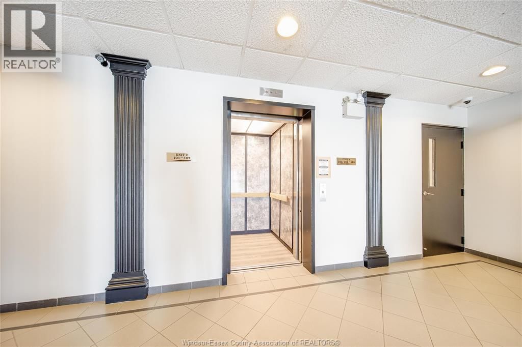 216 - 44 ROBSON ROAD Image 33