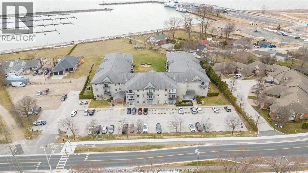 216 - 44 ROBSON ROAD Image 38