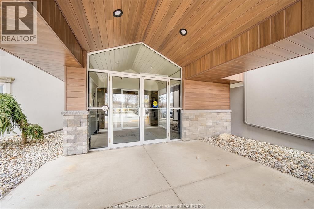 216 - 44 ROBSON ROAD Image 4