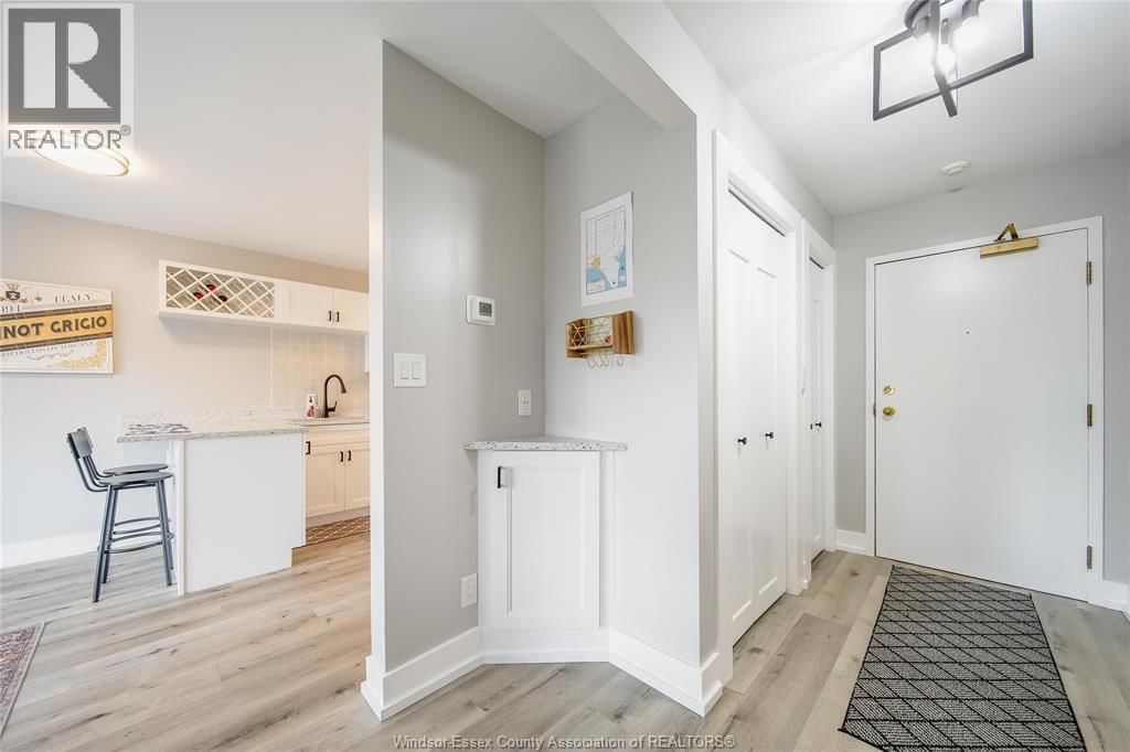 216 - 44 ROBSON ROAD Image 7