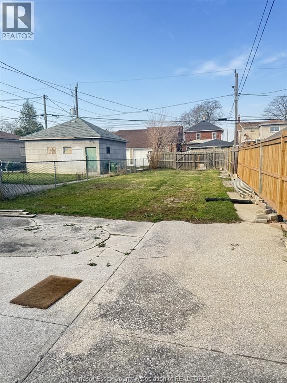 Main - 1085 LANGLOIS AVENUE Image 11