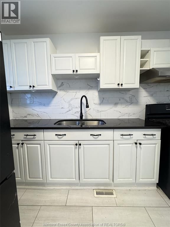 Main - 1085 LANGLOIS AVENUE Image 5