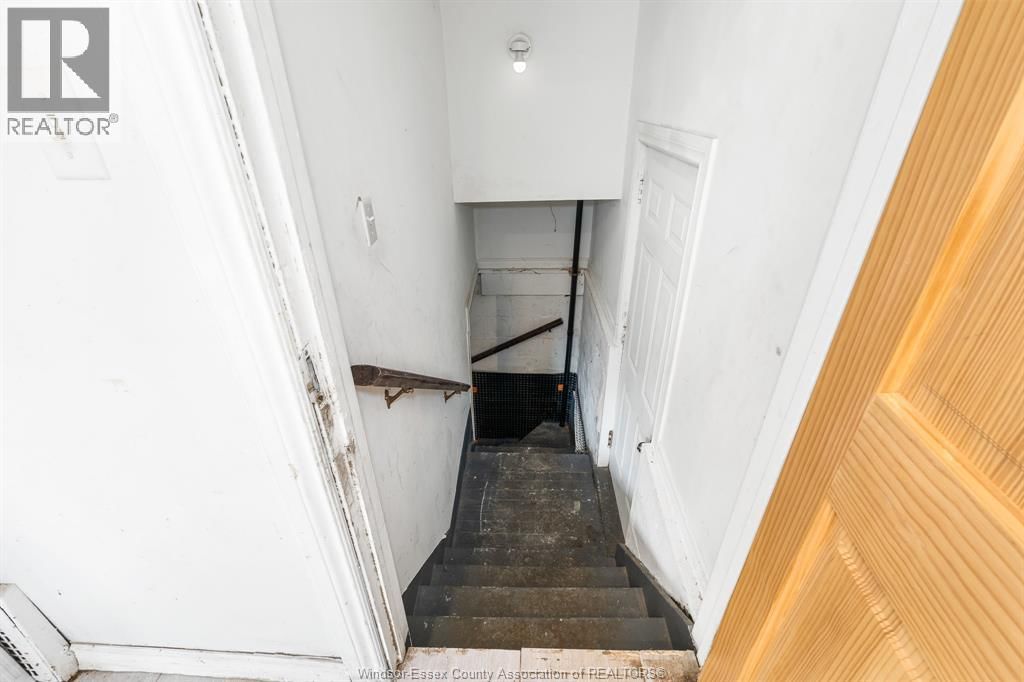 458-460 WAHKETA STREET Image 28