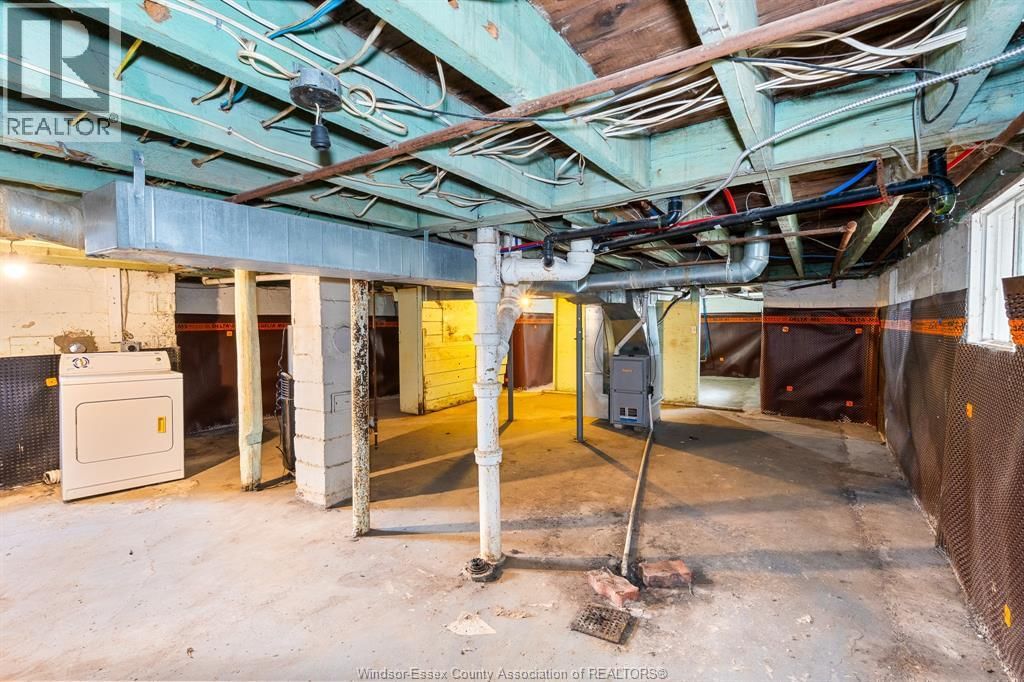 458-460 WAHKETA STREET Image 29