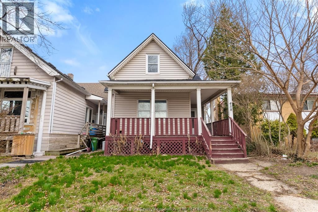 458-460 WAHKETA STREET Image 2