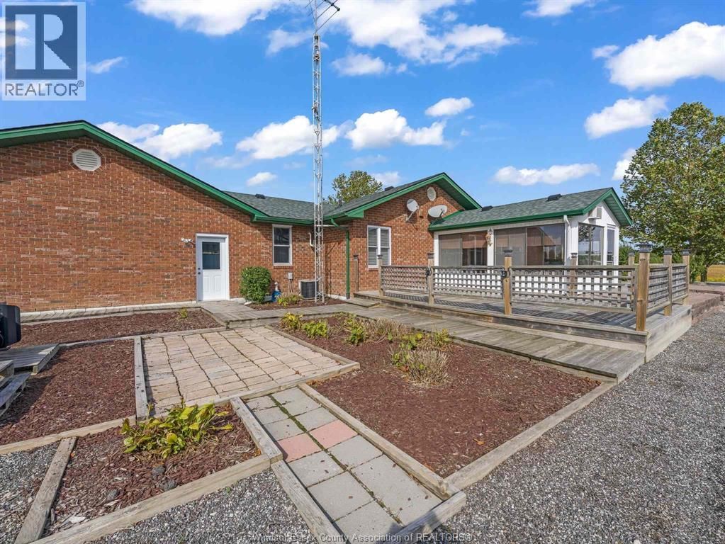 16925 LAKESHORE ROAD 303 Image 33