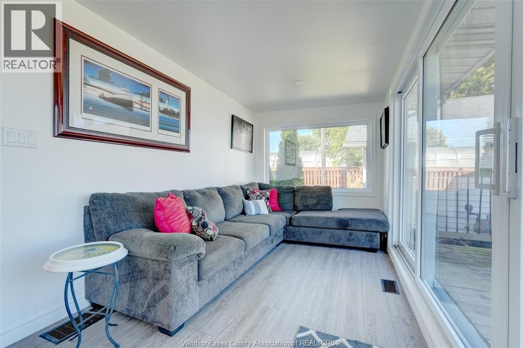 591 ROSS BEACH Image 18