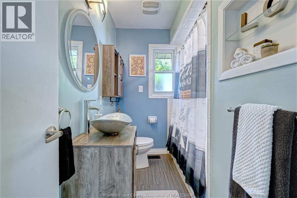 591 ROSS BEACH Image 24