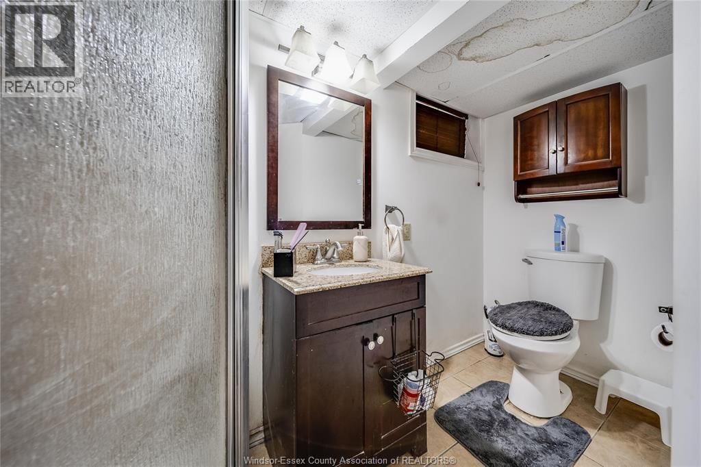 2340 GEORGE AVENUE Image 28