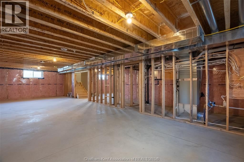 95 ROSEWOOD CRESCENT Image 33