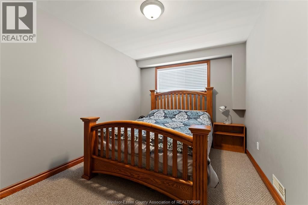 3769 SHINGLECREEK COURT Image 21