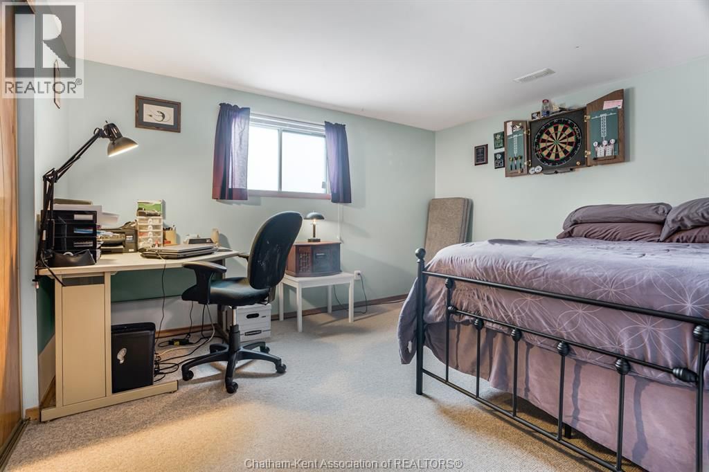 40 THORNHILL CRESCENT Image 39