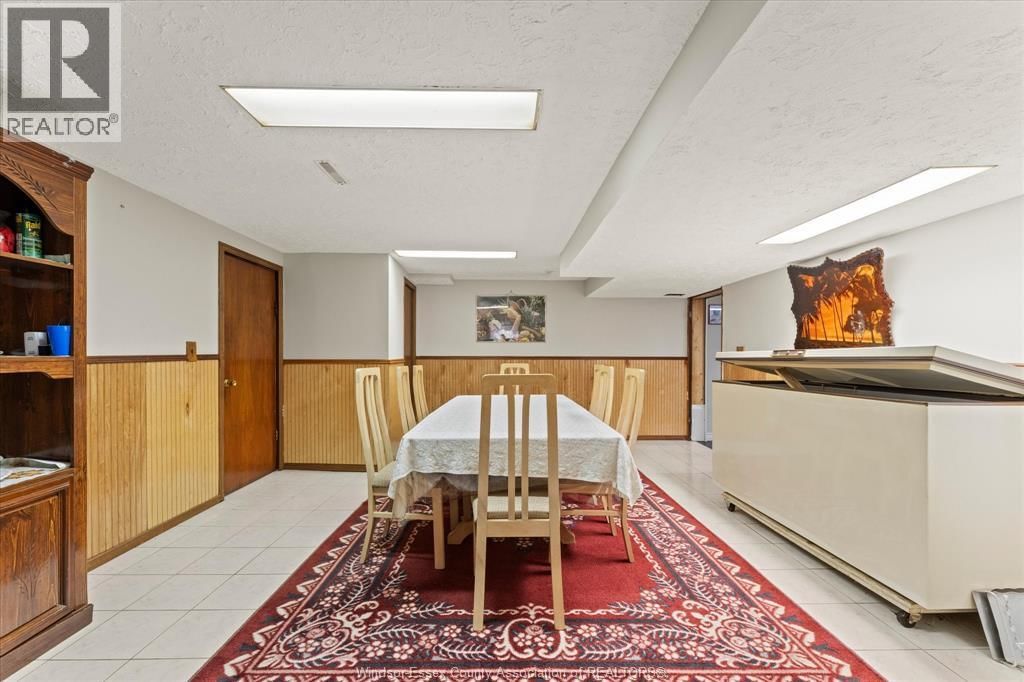 1464 ROXBOROUGH Image 27