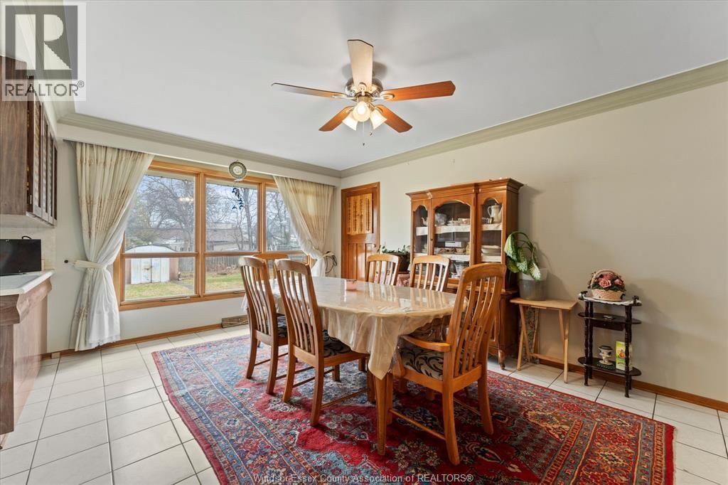 1464 ROXBOROUGH Image 8