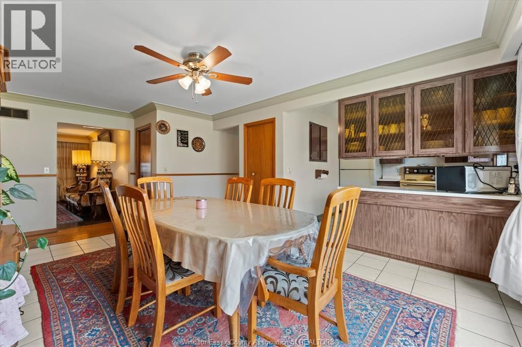 1464 ROXBOROUGH Image 9