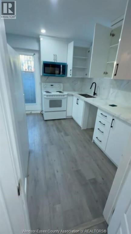 1280 DUFFERIN PLACE Image 29