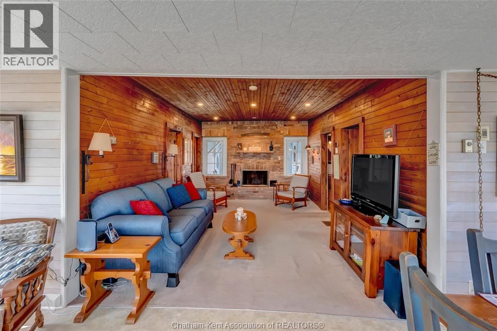 17762 LAKESHORE ROAD Image 8