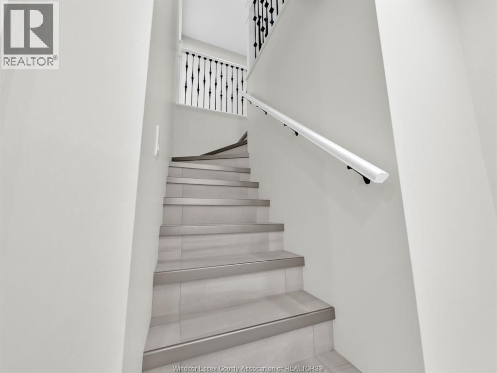 27 ROAD 7 EAST Image 19