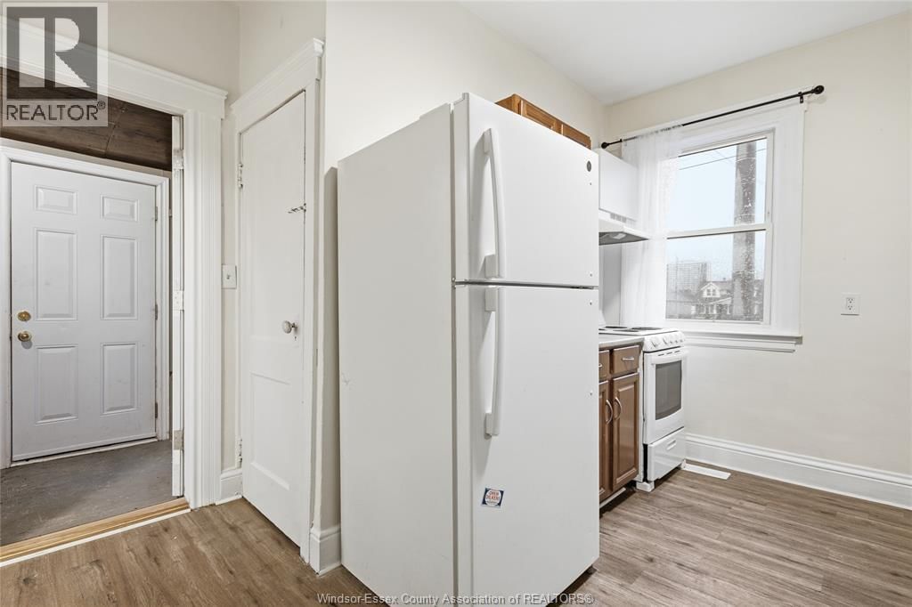 1231 WINDSOR AVENUE Image 21