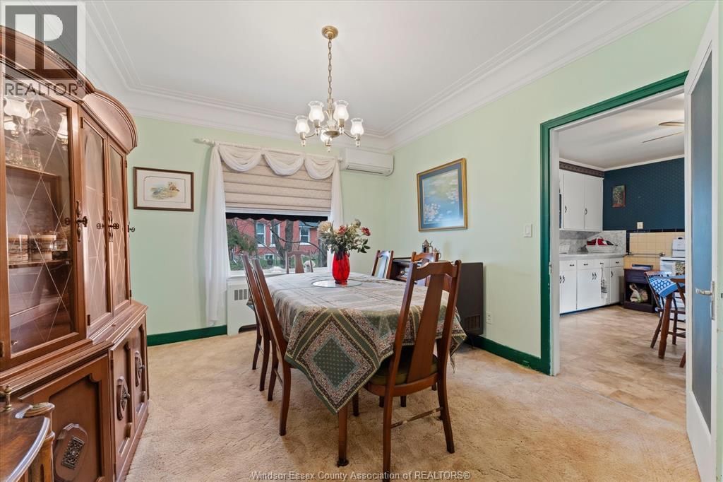 121 DIVISION STREET SOUTH Image 10