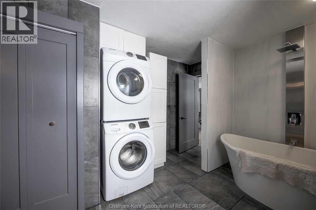 675 TALBOT ROAD EAST Image 14